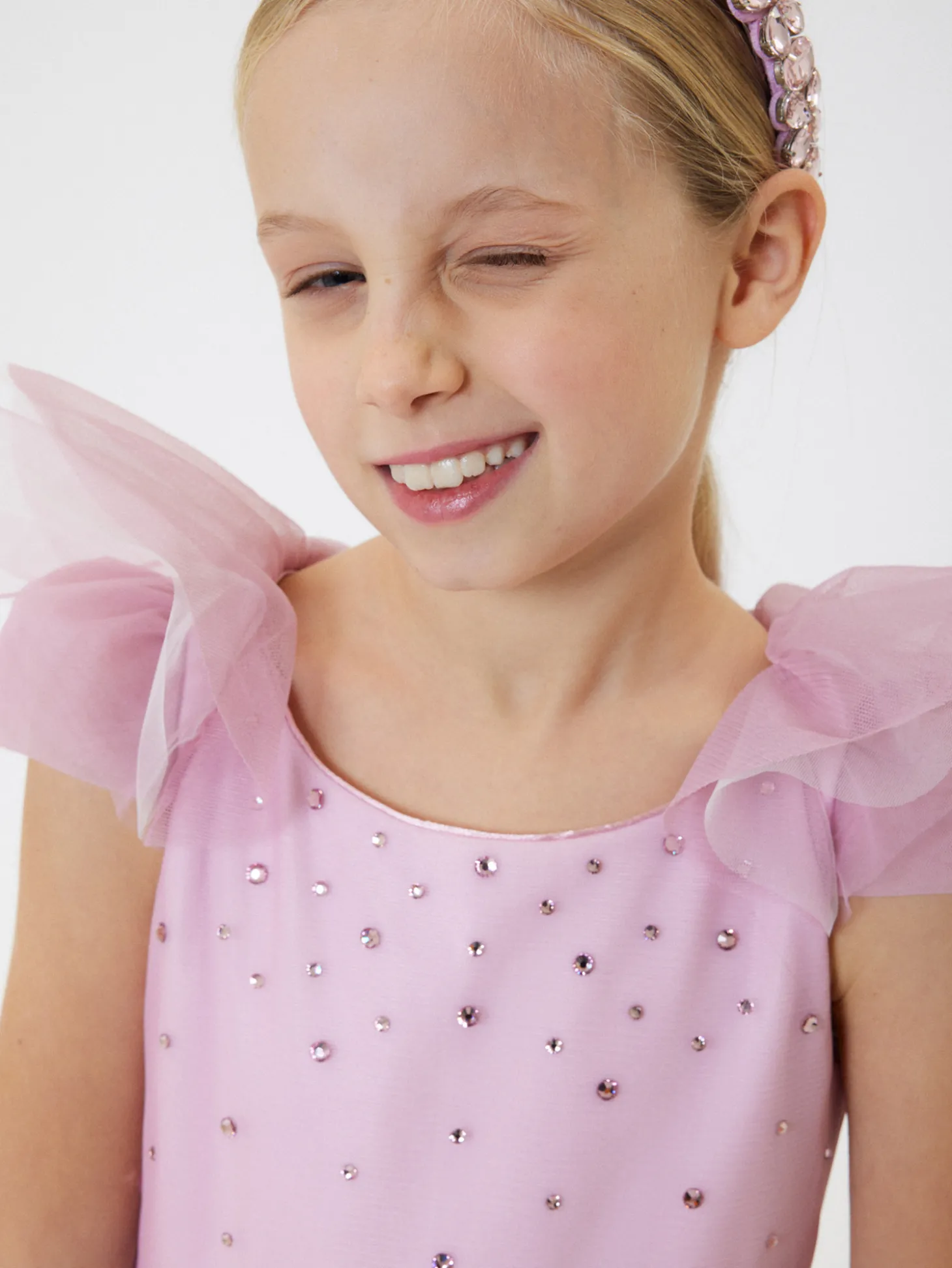 Abito tulle morbido con strass