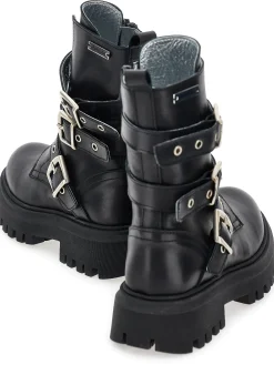 Biker pelle con fibbie