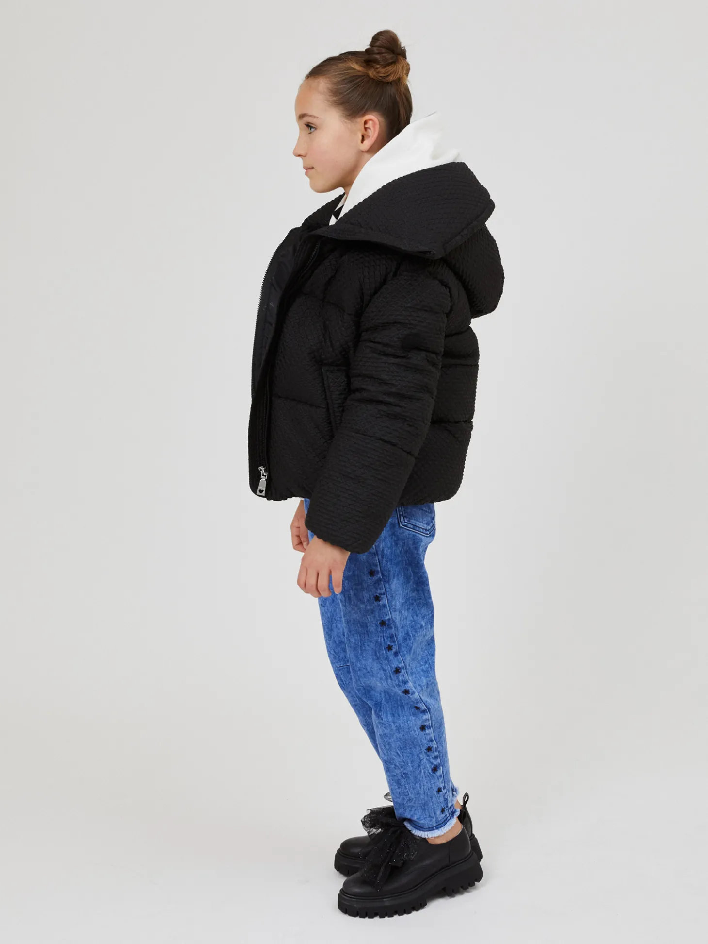 Jeans cinquetasche ricamato