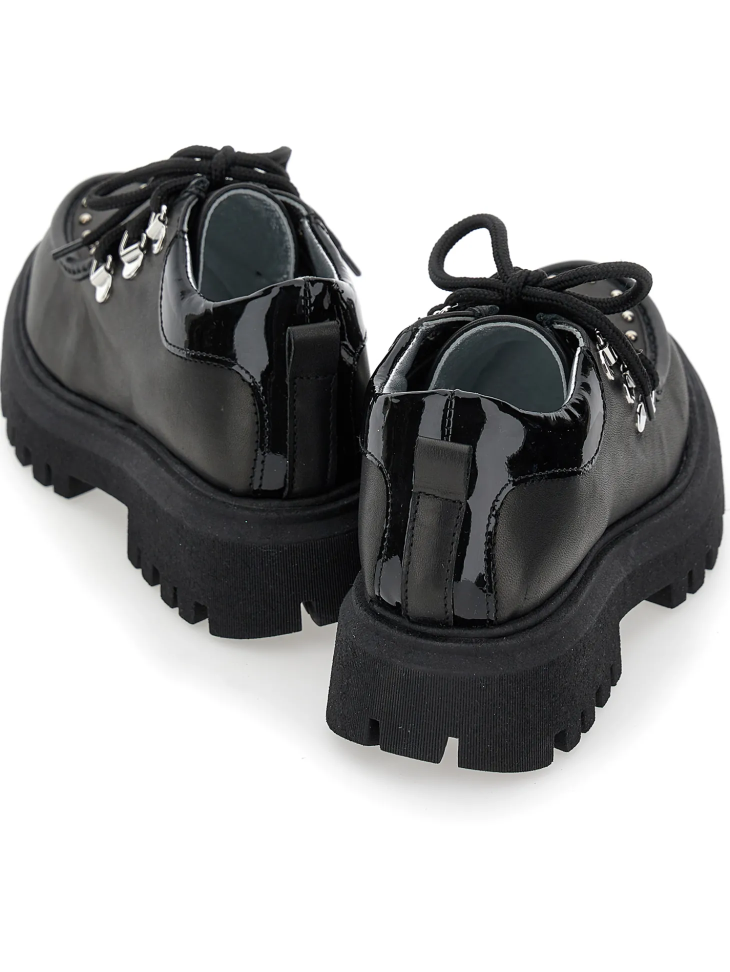 Scarpe in pelle stringate