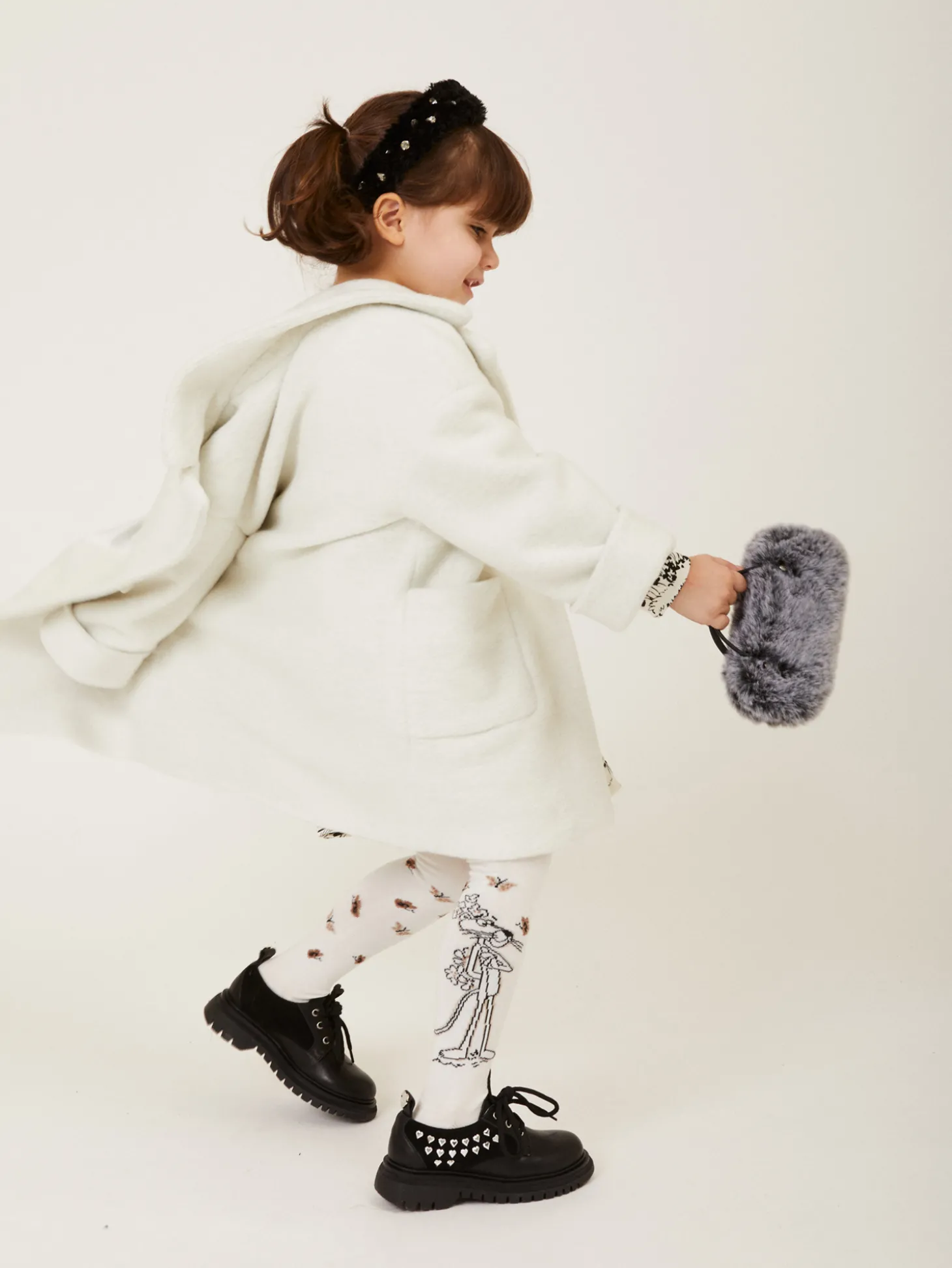 Scarpe pelle stringata con borchiette